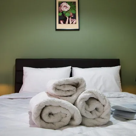 Patithries 아파트