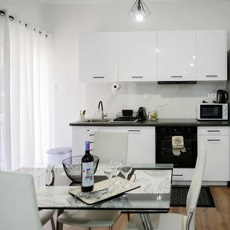 Apartment Patithries *